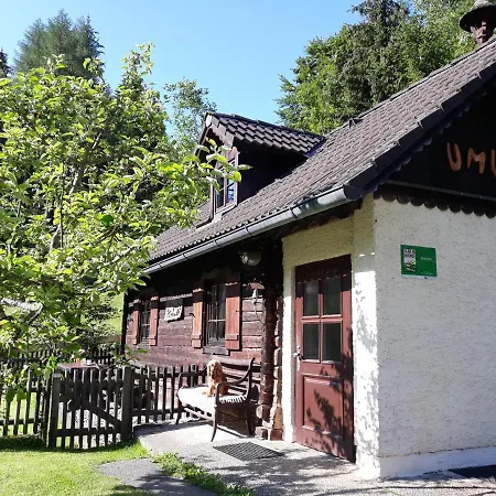 Umundumhutte Holiday home Katsch an der Mur
